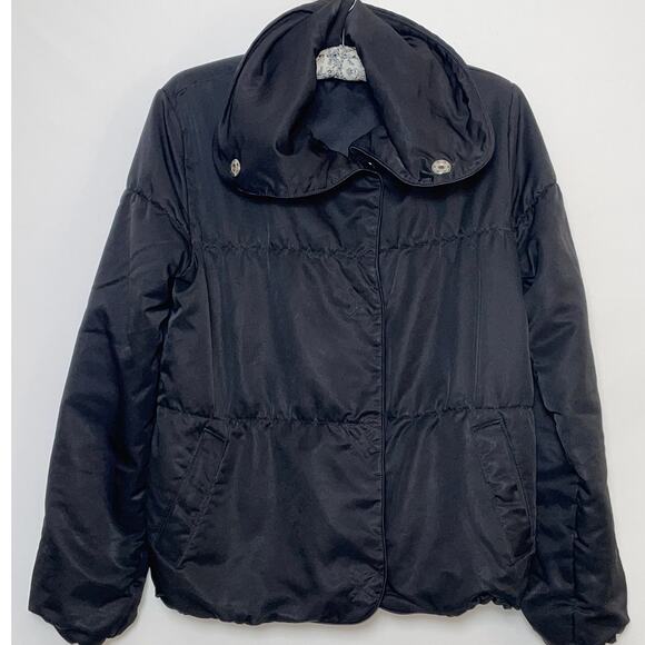 Puma Puffer Jacket - Size Women's S - Warm With Silky Feeling Fabric - Picture 1 of 11